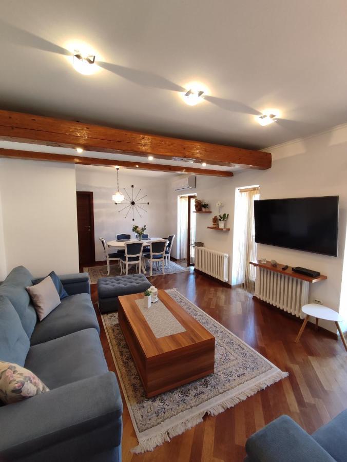 Deluxe Apartment Lejla - Free Garage Parking Sarajevo Ngoại thất bức ảnh