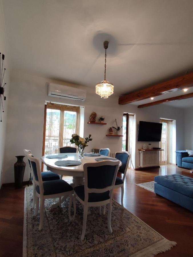 Deluxe Apartment Lejla - Free Garage Parking Sarajevo Ngoại thất bức ảnh