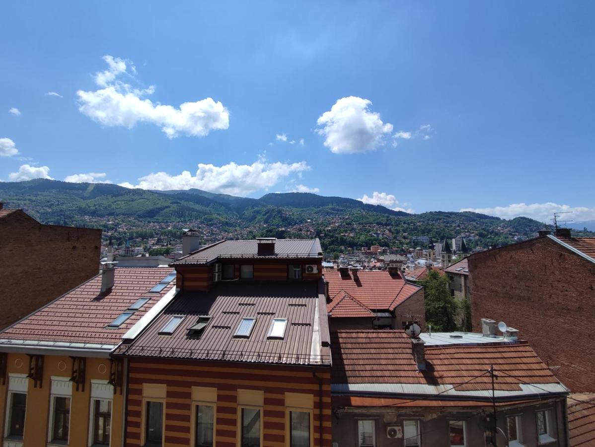 Deluxe Apartment Lejla - Free Garage Parking Sarajevo Ngoại thất bức ảnh
