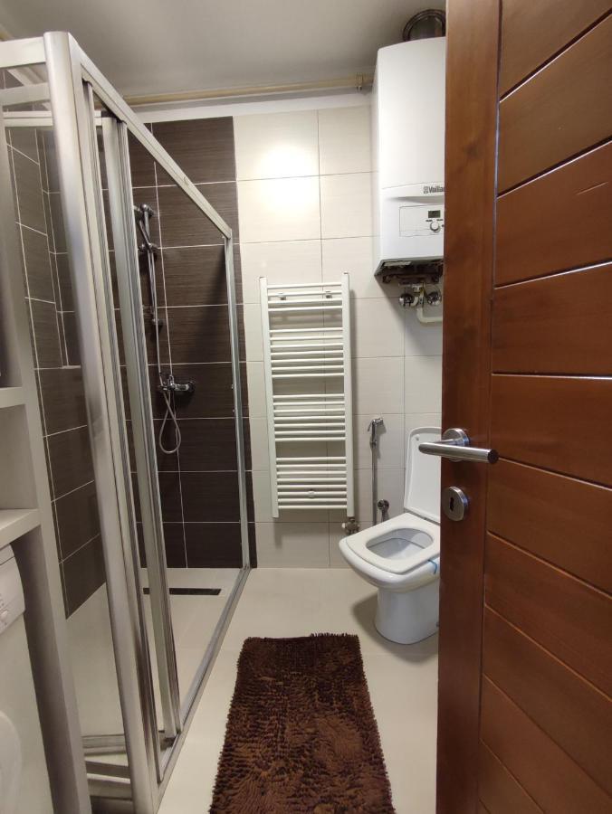 Deluxe Apartment Lejla - Free Garage Parking Sarajevo Ngoại thất bức ảnh
