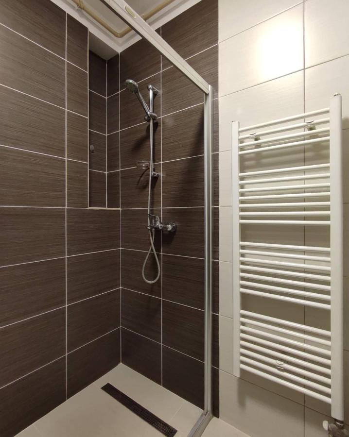 Deluxe Apartment Lejla - Free Garage Parking Sarajevo Ngoại thất bức ảnh